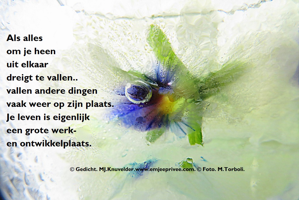 Gedicht. Als alles om je heen – EmJeePrivee